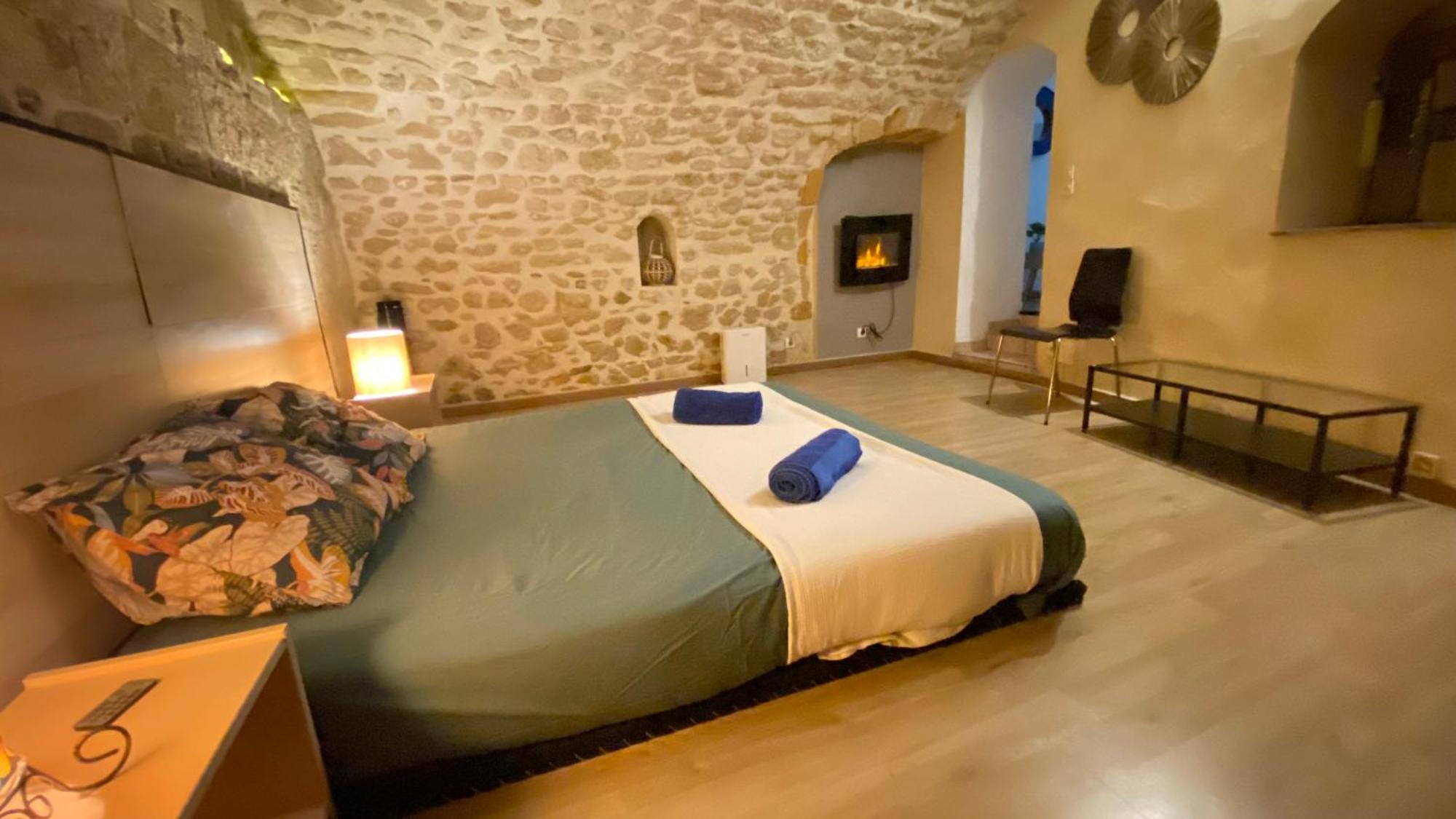 La + Belle Chambre Voutee Au Coeur De Montpellier Exterior foto