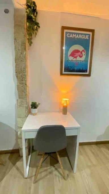 La + Belle Chambre Voutee Au Coeur De Montpellier Exterior foto